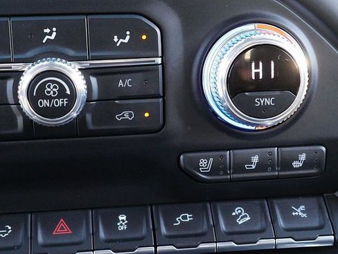 Used 2023 GMC Sierra 3500 Denali w/ Denali Ultimate Package image 46