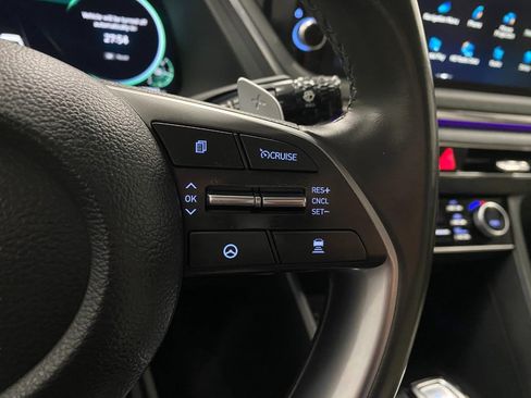 Used 2021 Hyundai Sonata Limited FWD image 17