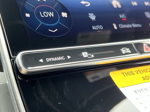 Certified 2025 Mercedes-Benz GLC 300 4MATIC image 32