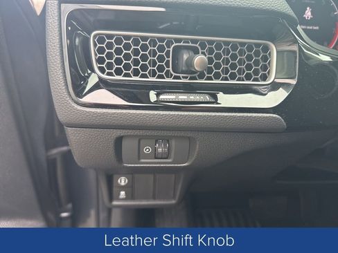 Used 2022 Honda Civic EX image 16