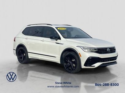 Used 2023 Volkswagen Tiguan SE R-Line