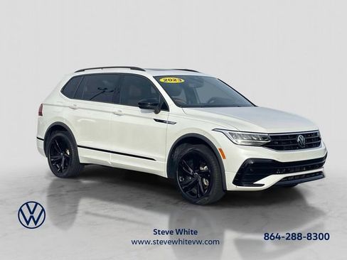Used 2023 Volkswagen Tiguan SE R-Line FWD image 1