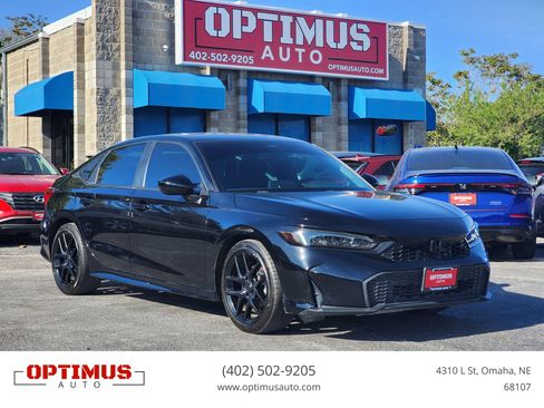 Used 2025 Honda Civic Sport image 1