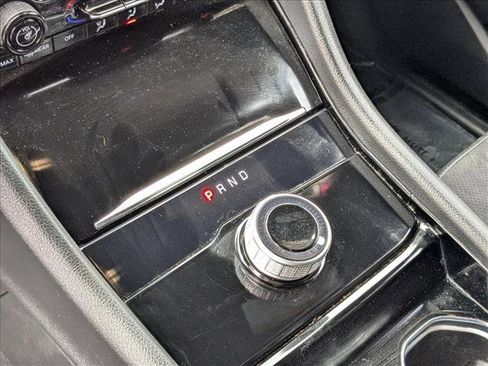 Used 2023 Jeep Grand Cherokee Altitude image 12