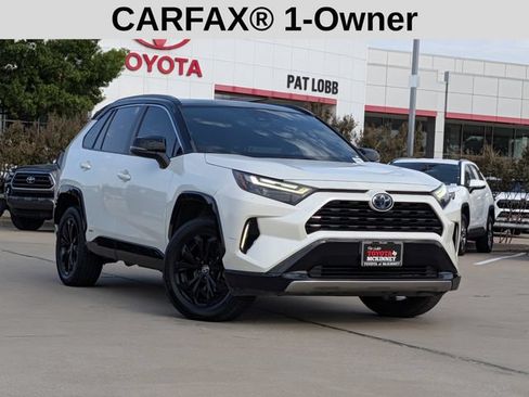 Used 2022 Toyota RAV4 XSE AWD/4WD image 2