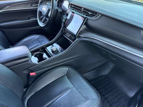 Used 2022 Jeep Grand Cherokee L Limited RWD image 19