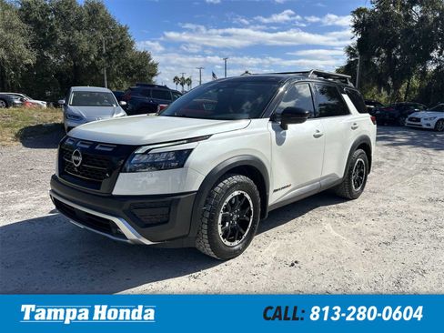 Used 2024 Nissan Pathfinder Rock Creek image 1
