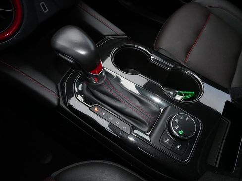 Used 2022 Chevrolet Blazer RS w/ Enhanced Convenience Package image 25