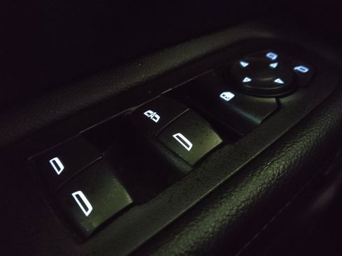 Used 2020 GMC Terrain SLT w/ Preferred Package AWD/4WD image 27