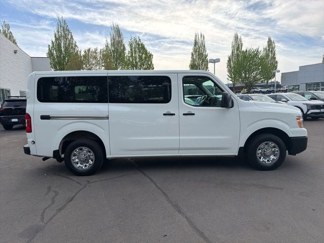 Used 2021 Nissan NV 3500 SL RWD image 2