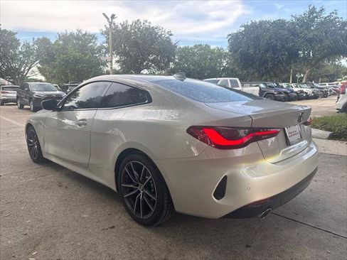 Used 2022 BMW 430i Coupe w/ Convenience Package RWD image 9