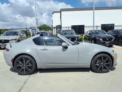 New 2026 MAZDA MX-5 Miata RF Grand Touring RWD image 2