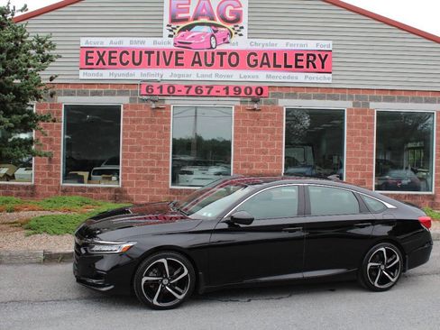 Used 2022 Honda Accord Sport image 1