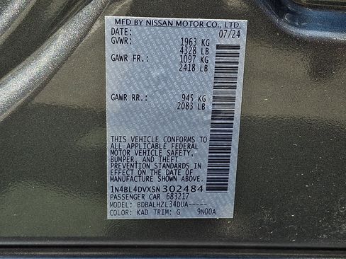 Used 2025 Nissan Altima 2.5 SV FWD image 28