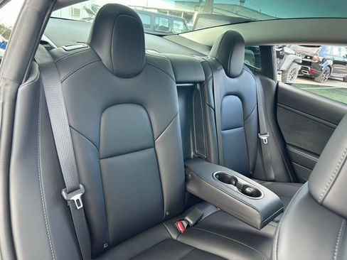 Used 2023 Tesla Model 3 Standard Range image 48