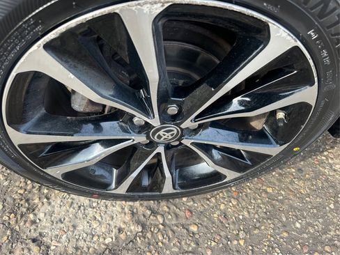 Used 2018 Toyota Corolla SE image 16