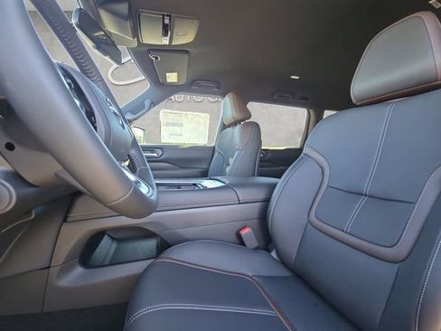 New 2026 Nissan Armada SL image 19