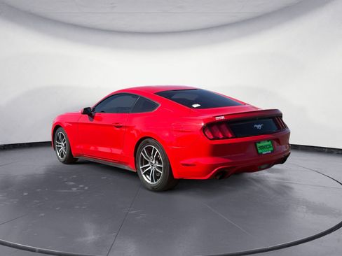Used 2017 Ford Mustang Coupe RWD image 4
