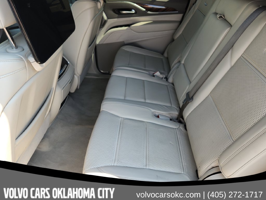 Used 2023 Cadillac Escalade ESV Premium Luxury Platinum AWD/4WD image 24