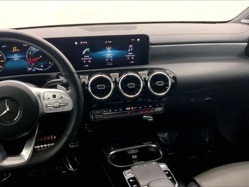 Used 2019 Mercedes-Benz A 220 image 25
