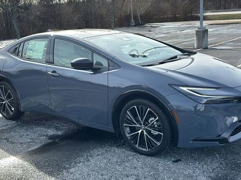 New 2026 Toyota Prius XLE image 30