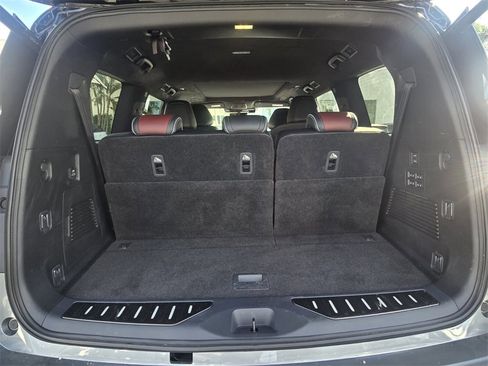 Certified 2025 INFINITI QX80 Autograph w/ Autograph Exterior Package image 11