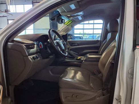 Used 2017 Chevrolet Tahoe LT w/ LT Signature Package AWD/4WD image 21