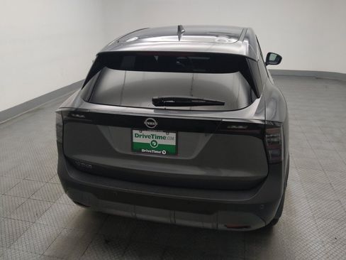 Used 2025 Nissan Kicks SV FWD image 7