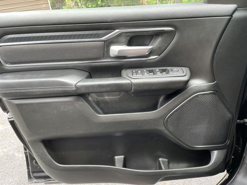 Used 2025 RAM 1500 Big Horn RWD image 39
