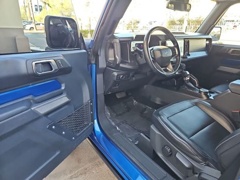 Used 2021 Ford Bronco First Edition AWD/4WD image 10