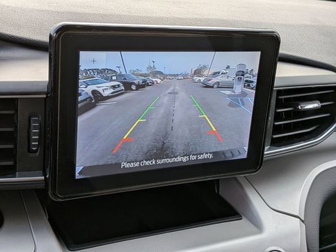 Certified 2023 Ford Explorer XLT w/ Equipment Group 202A image 24