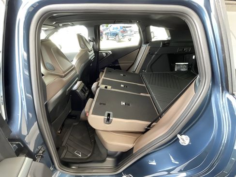 New 2026 BMW X3 xDrive30 w/ Premium Package image 30