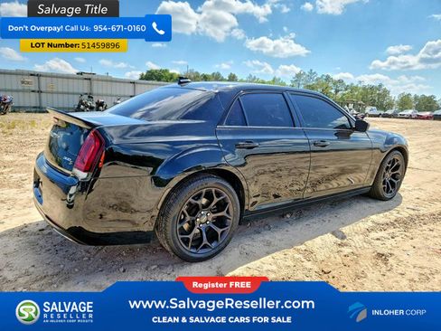 Used 2019 Chrysler 300 S RWD image 4