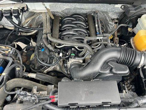 Used 2014 Ford F150 Lariat w/ Lariat Chrome Package AWD/4WD image 42