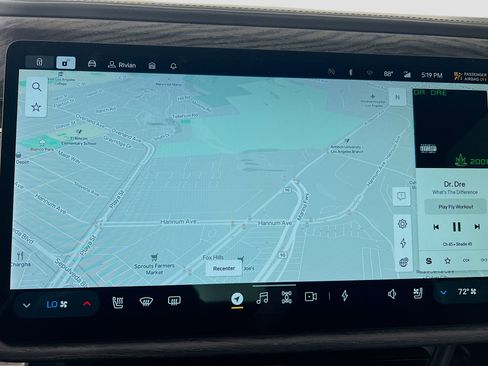 Used 2022 Rivian R1T Launch Edition image 12