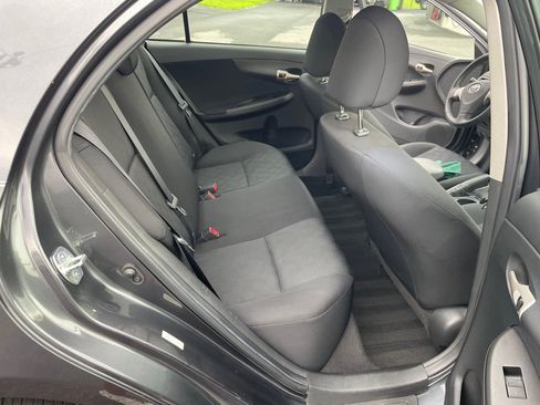 Used 2009 Toyota Corolla S FWD image 18