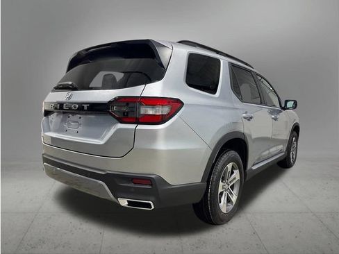 New 2026 Honda Pilot EX-L image 5
