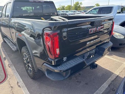 Used 2020 GMC Sierra 2500 AT4 w/ AT4 Premium Package AWD/4WD image 5