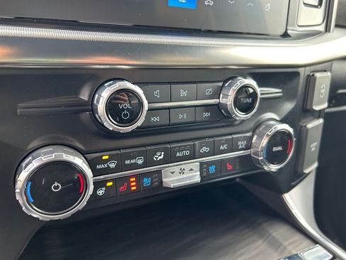 Used 2024 Ford F150 Lariat w/ Bed Utility Package AWD/4WD image 35