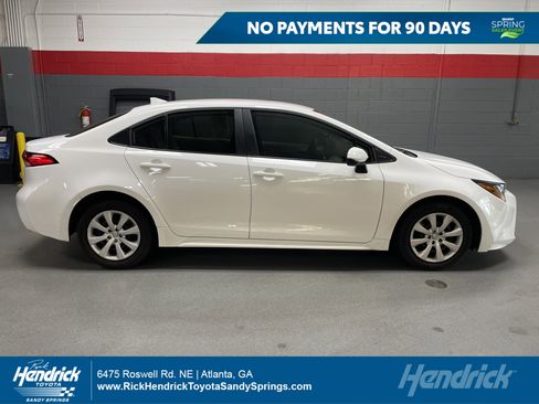 Used 2025 Toyota Corolla LE w/ Convenience Package image 1