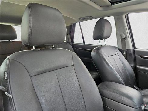 Used 2011 Hyundai Santa Fe Limited image 23