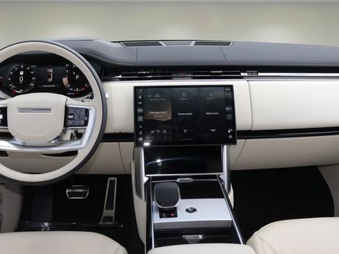 Used 2026 Land Rover Range Rover Long Wheelbase SE AWD/4WD image 12