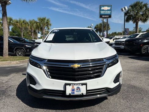 Used 2024 Chevrolet Equinox LT AWD/4WD image 3
