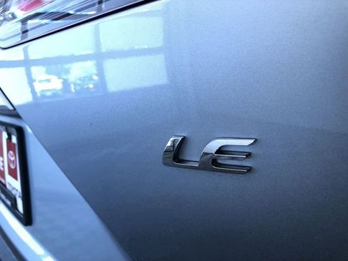 Used 2026 Toyota Corolla Cross LE FWD image 16