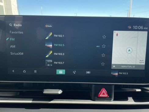 Used 2026 Kia Carnival FWD image 16