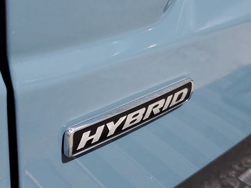 Used 2023 Ford Maverick XLT image 8