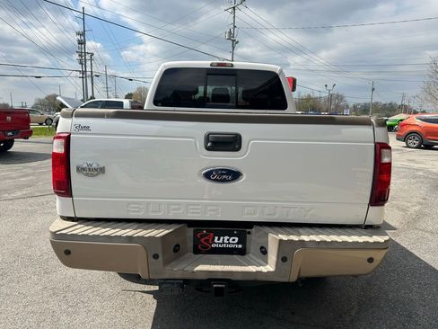 Used 2011 Ford F250 King Ranch w/ King Ranch w/Chrome Pkg image 4