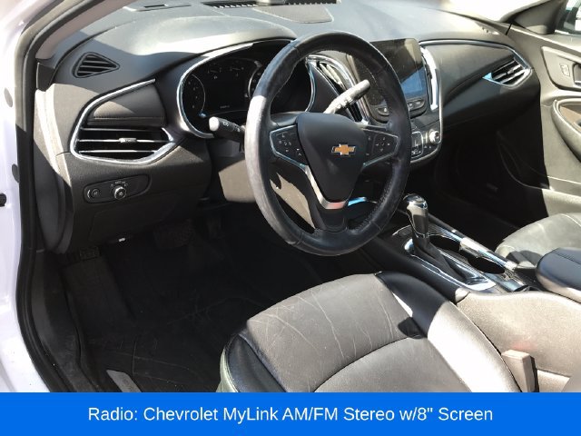 Used 2018 Chevrolet Malibu LT w/ Leather Package FWD image 7
