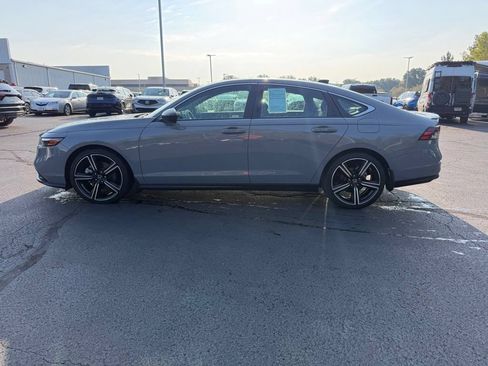 Used 2024 Honda Accord Sport image 10