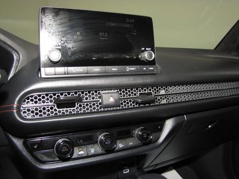 Certified 2024 Honda HR-V Sport image 7